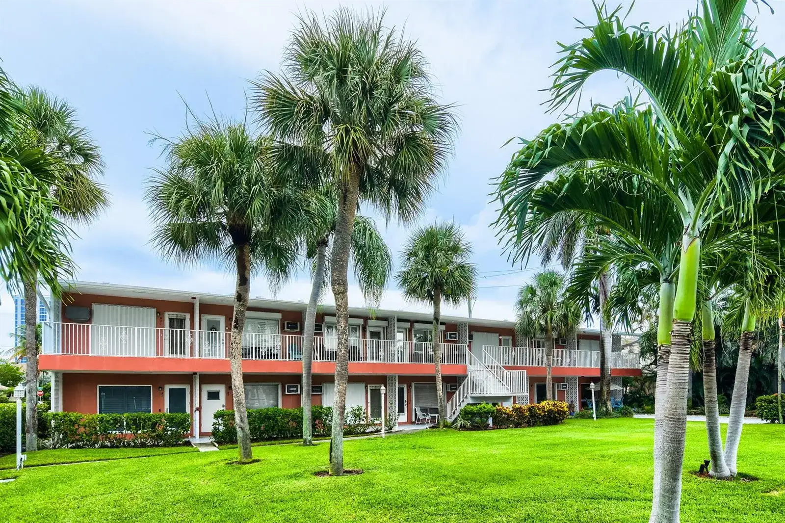 1 bedroom 1 bath Residential for sale at 3212 SE 8TH Street # 26B, Pompano Beach FL 33062