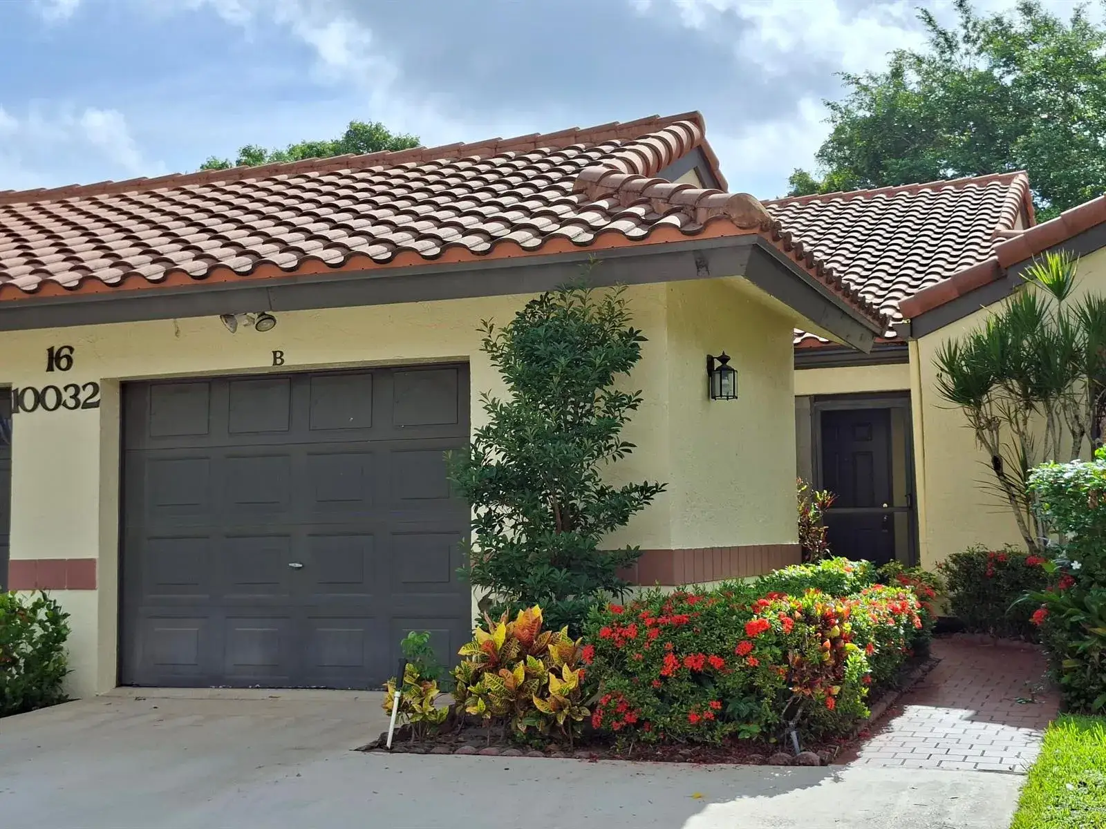 2 bedroom 2 bath Residential for sale at 10032 Andrea Lane, Boynton Beach FL 33437