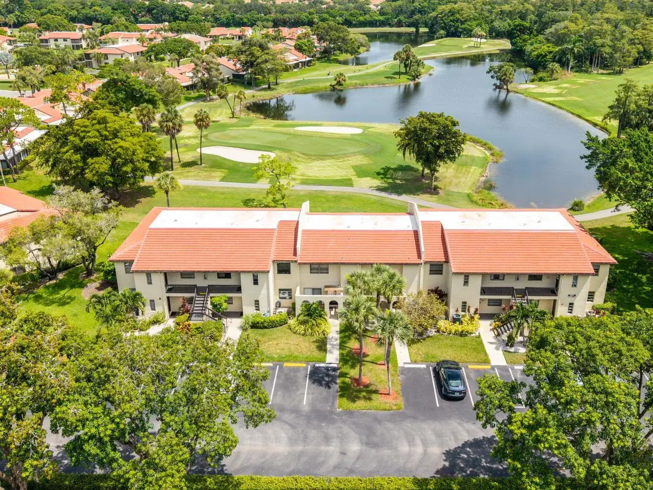 2 bedroom 2 bath Residential for sale at 8425 Casa Del Lago # H, Boca Raton FL 33433