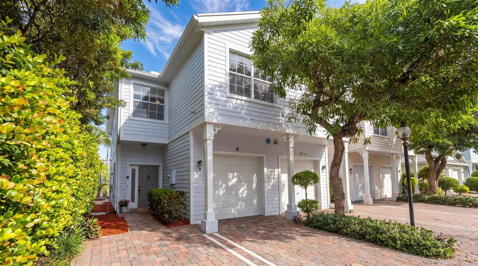 3 bedroom 2 bath Residential for sale at 902 S Federal Highway # 8, FL 33460