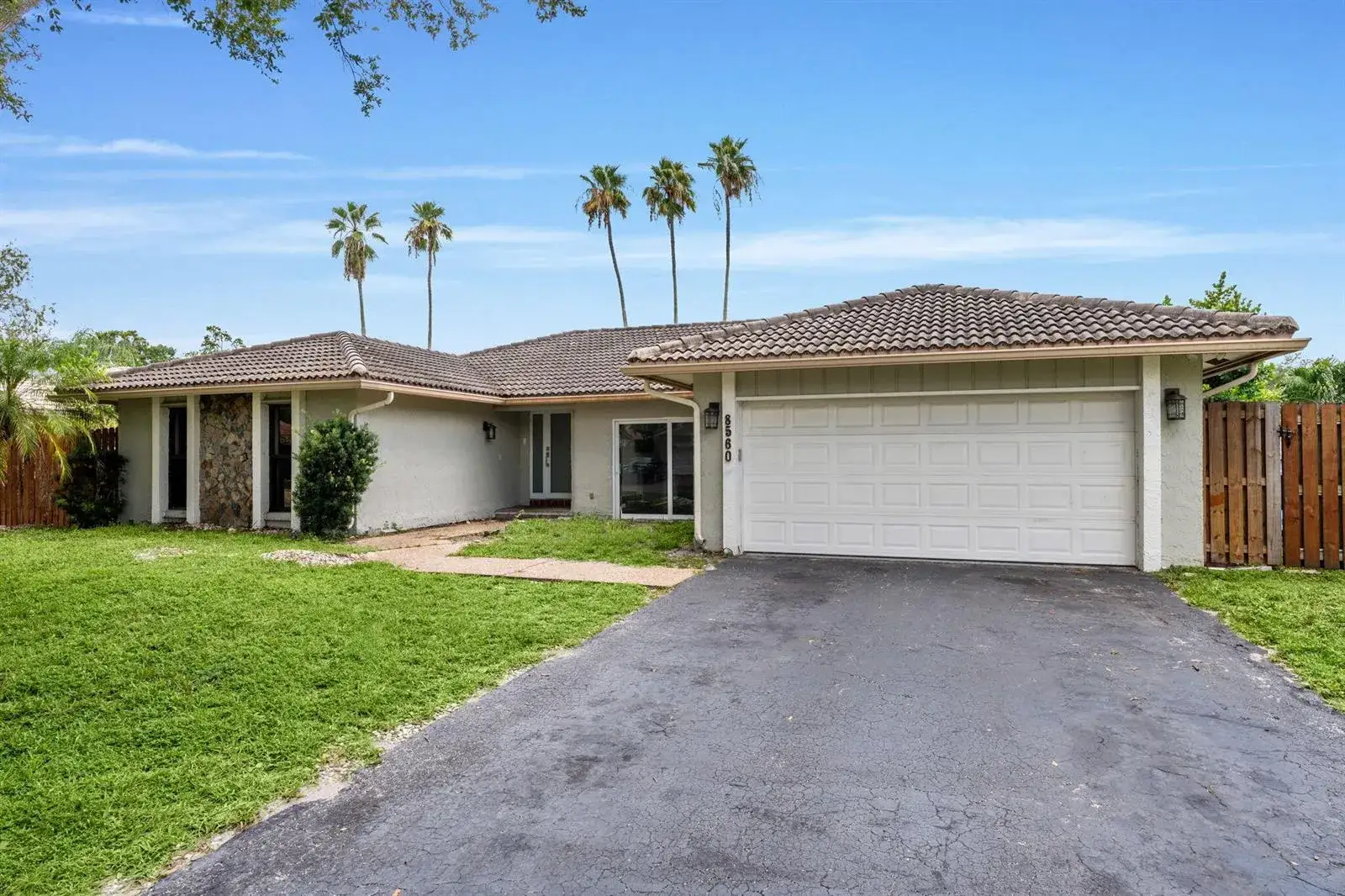 4 bedroom 2 bath Residential for sale at 8560 NW 2nd Street, Coral Springs FL 33071