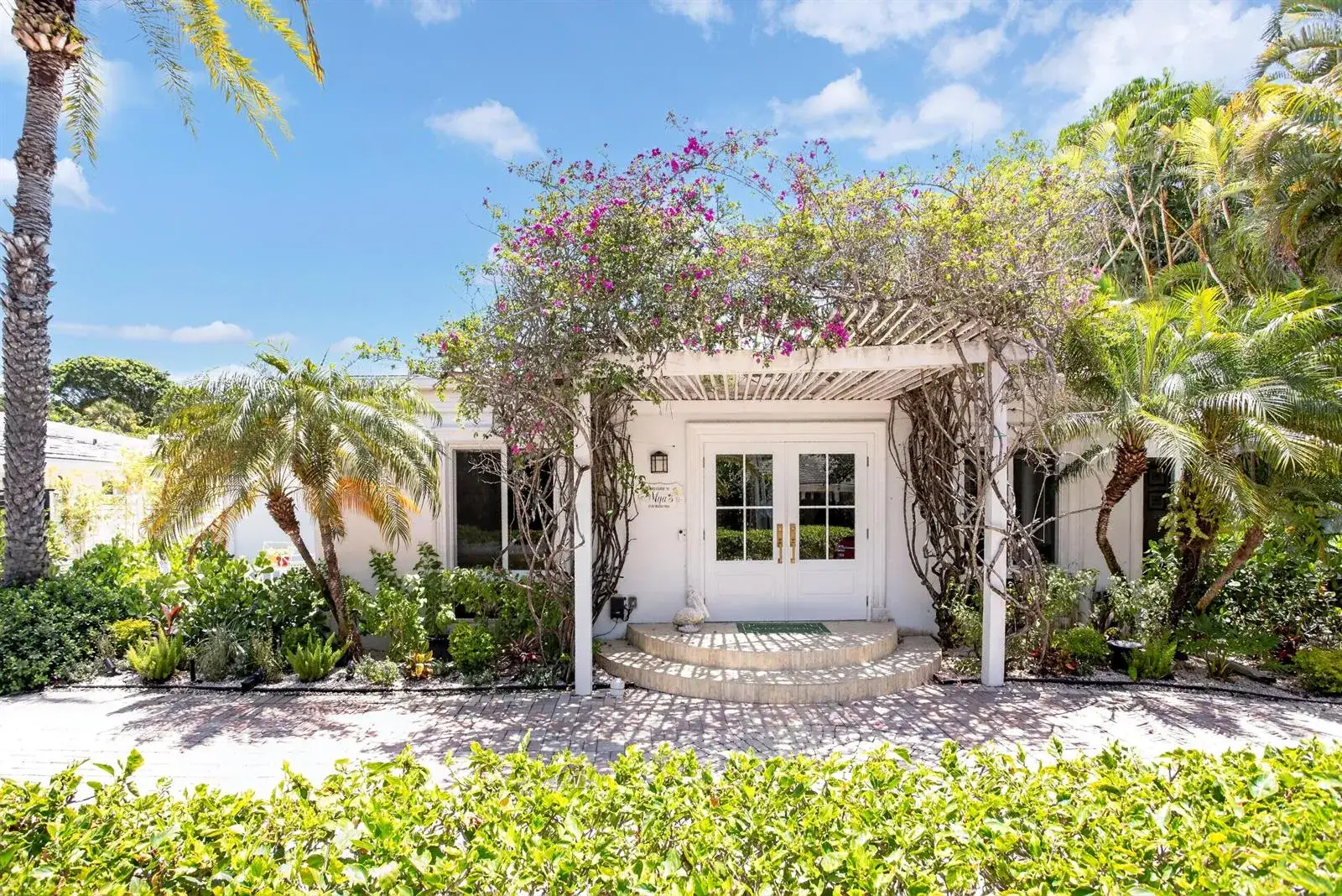 3 bedroom 3 bath Residential for sale at 714 S ATLANTIC Drive, Lantana FL 33462