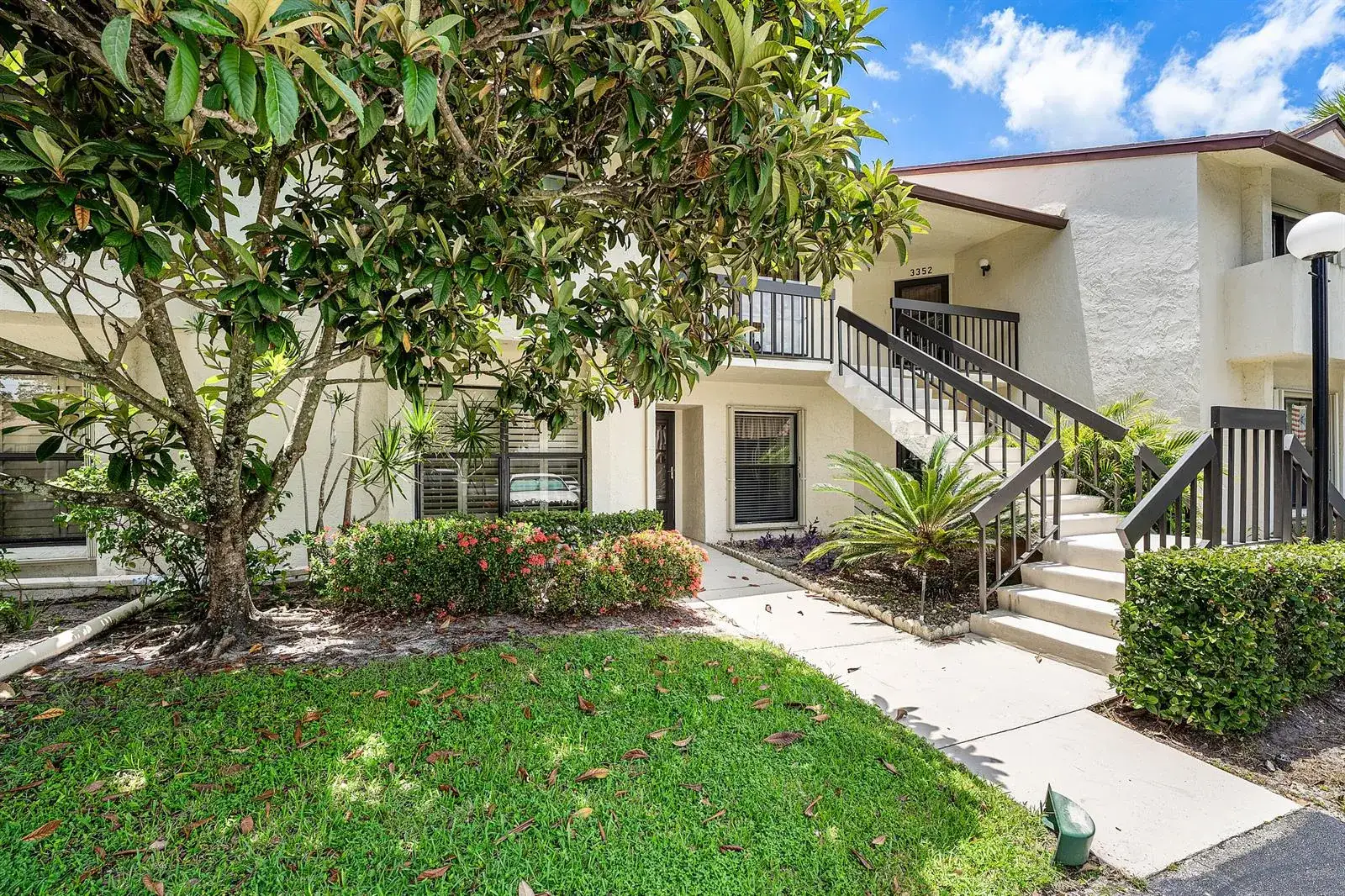 2 bedroom 2 bath Residential for sale at 3349 Lucerne Park Drive, FL 33467