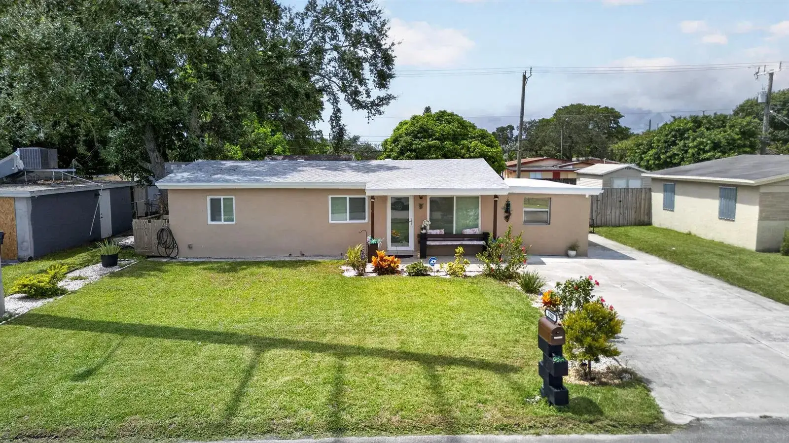 5900 Atlanta Street, Hollywood FL 33021
