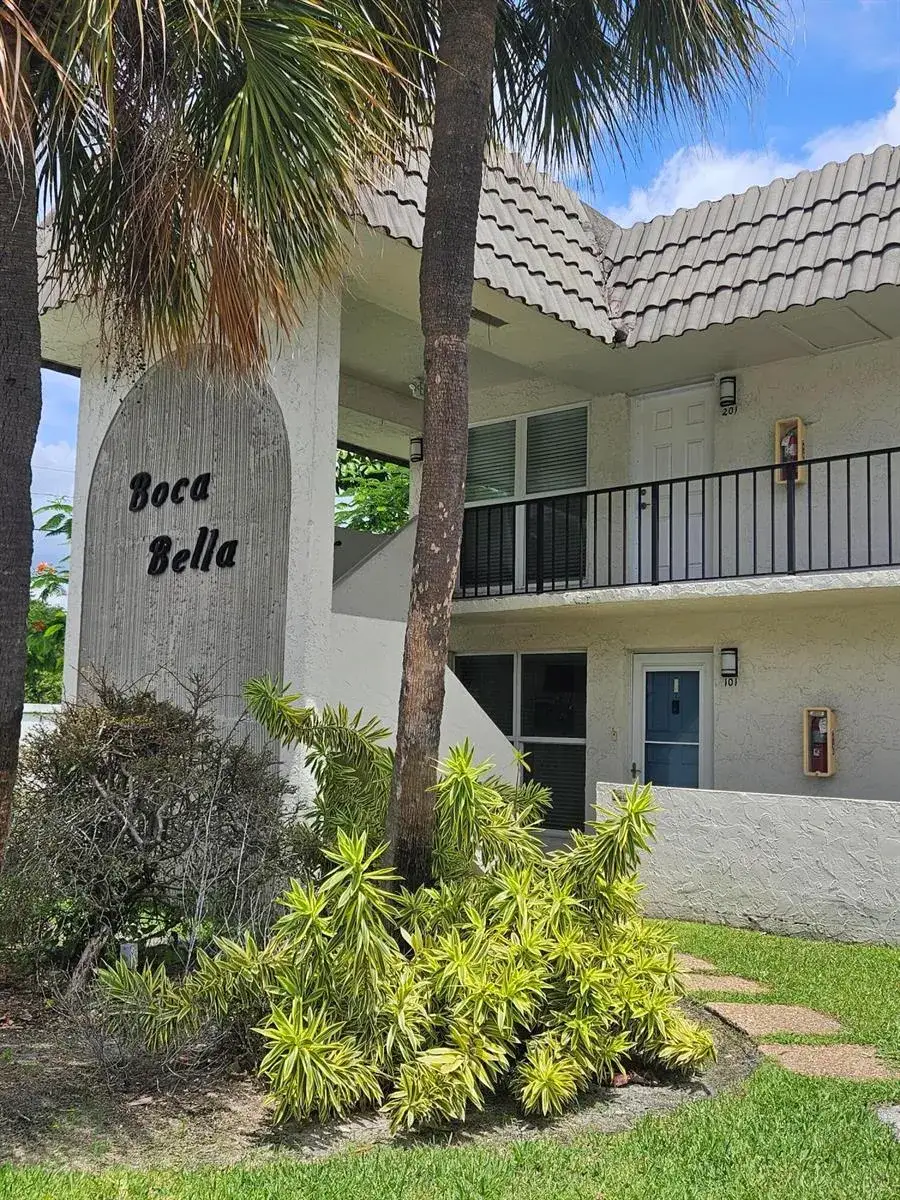 2 bedroom 2 bath Residential for sale at 55 SE 14TH Street # 1010, Boca Raton FL 33432