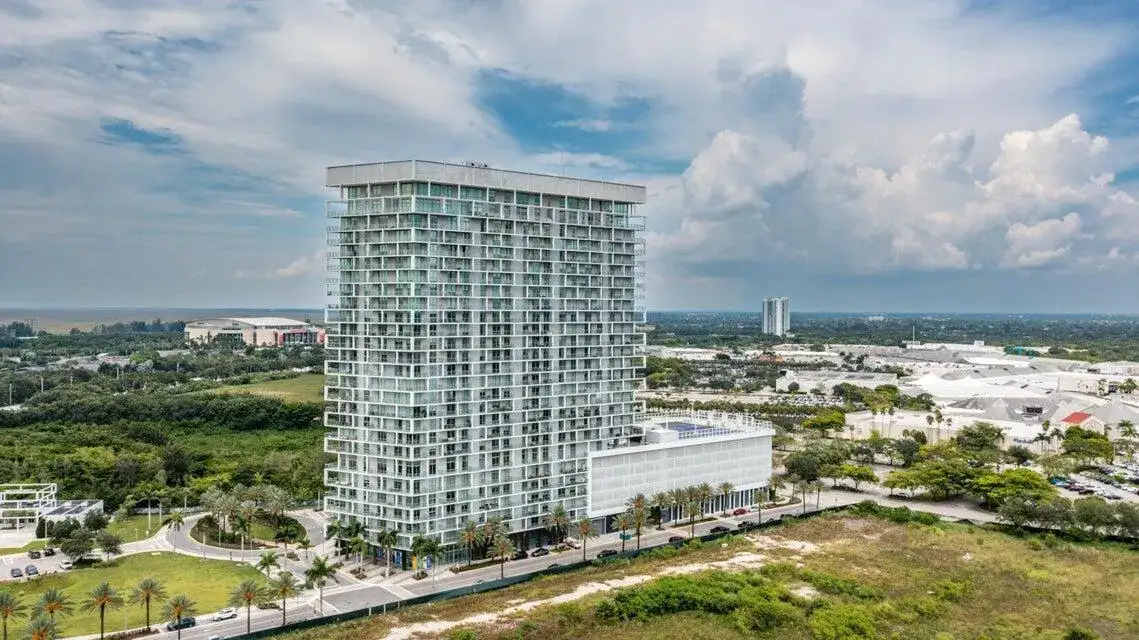 2 bedroom 2 bath Residential for sale at 2000 METROPICA Way # 2607, Sunrise FL 33323