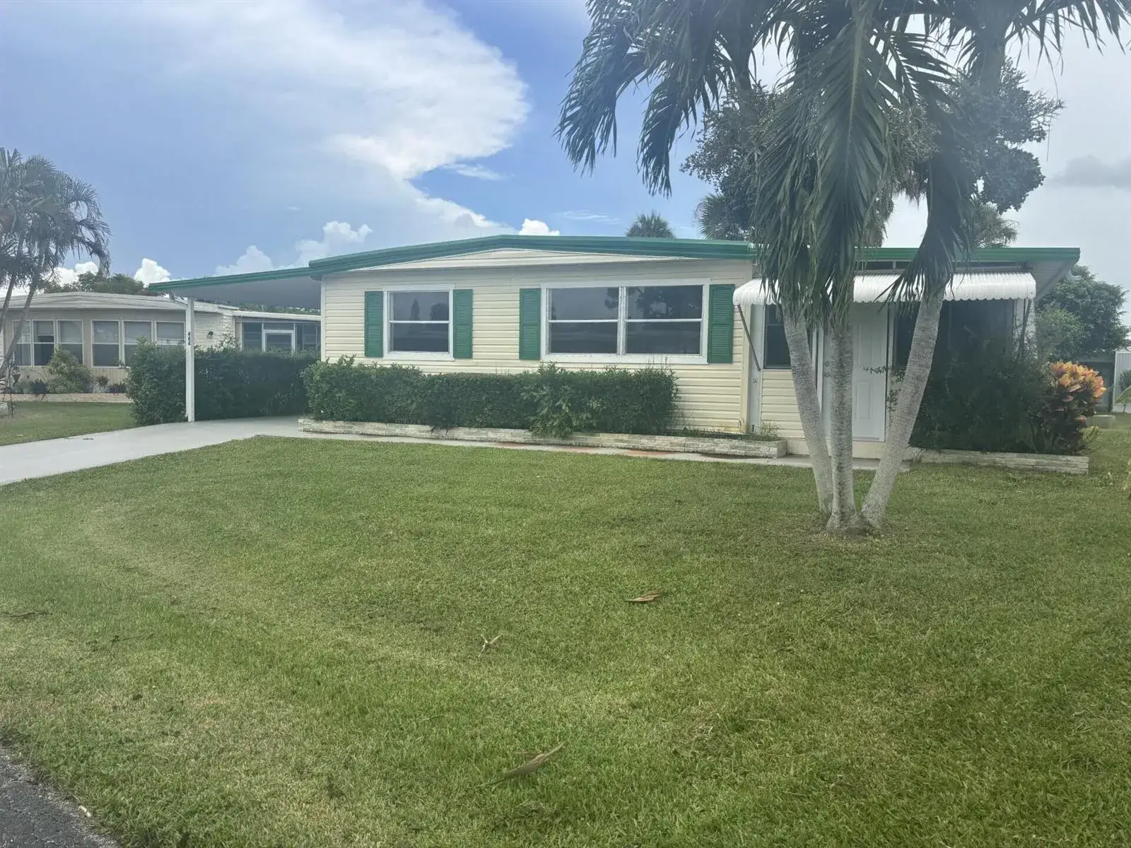 2 bedroom 2 bath Residential for sale at 4435 Round Table Court, Boynton Beach FL 33436