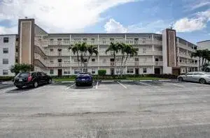 2 bedroom 1 bath Residential for sale at 3008 Guildford A, Boca Raton FL 33434