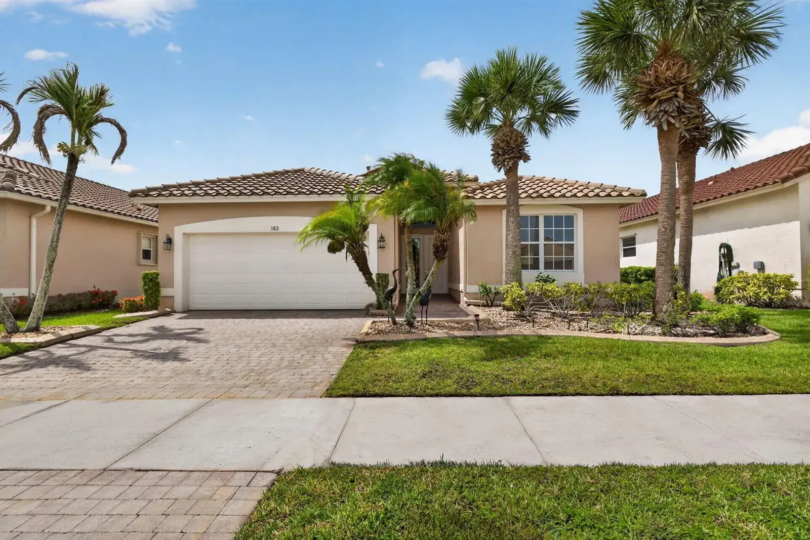 3 bedroom 2 bath Residential for sale at 382 NW SPRINGVIEW Loop, Port St. Lucie FL 34986