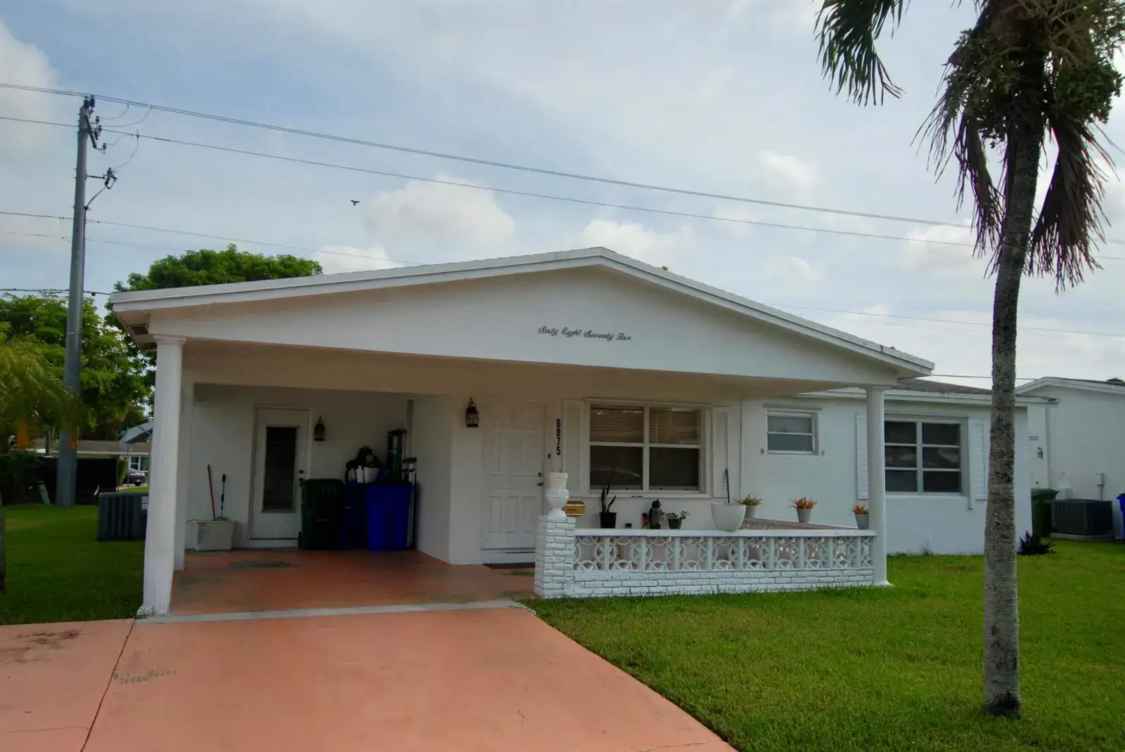 2 bedroom 2 bath Residential for sale at 6875 NW 17TH Court, Margate FL 33063