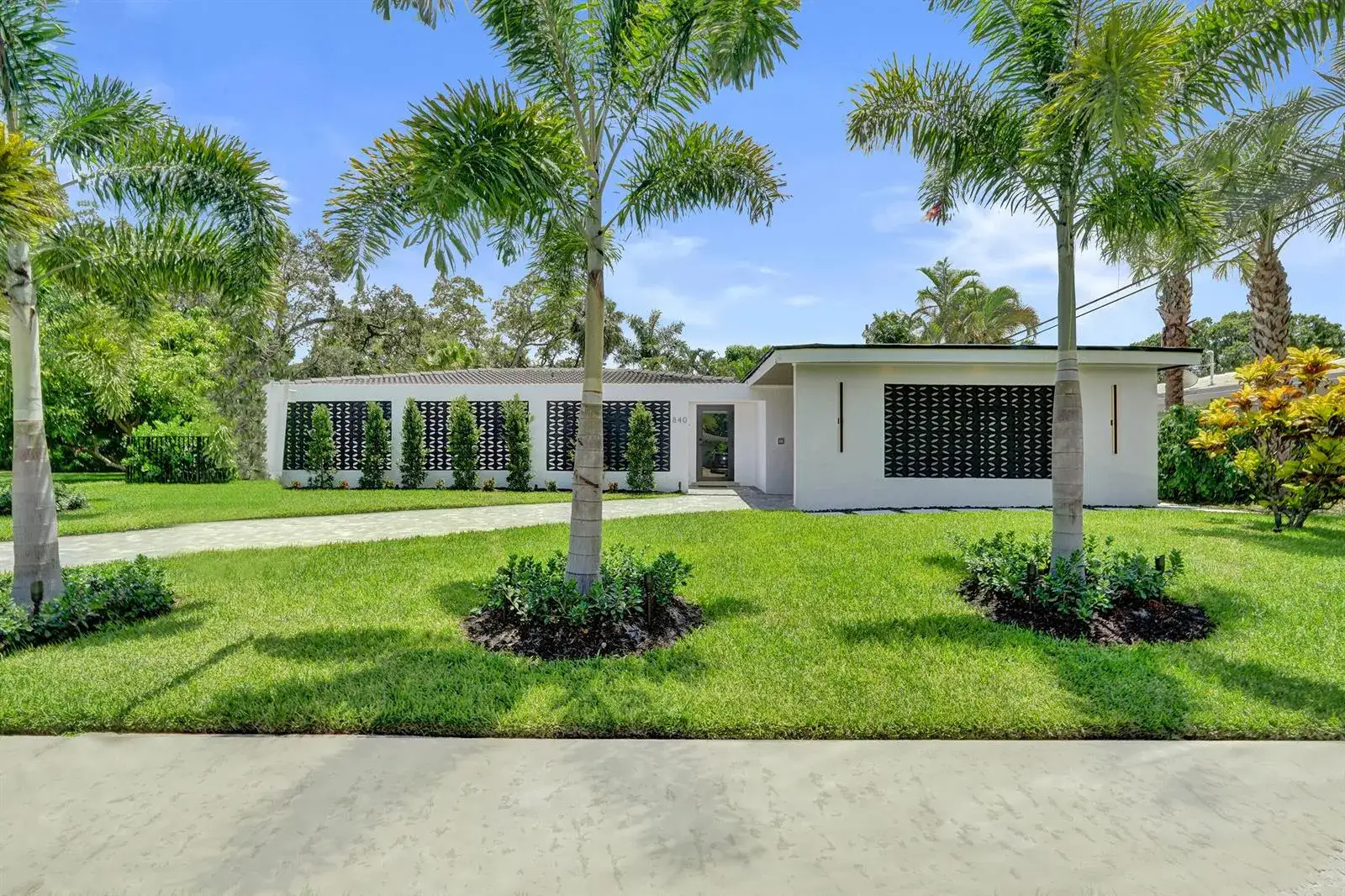 3 bedroom 3 bath Residential Lease for rent at 840 SW 3RD Street, Boca Raton FL 33486