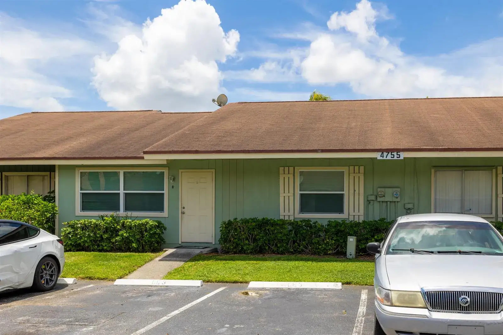3 bedroom 2 bath Residential for sale at 4755 ORLEANS Court # B, West Palm Beach FL 33415