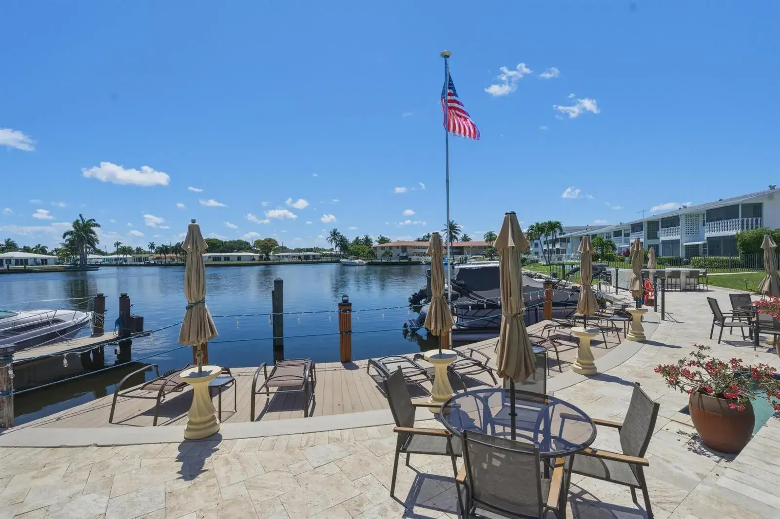 1 bedroom 1 bath Residential for sale at 700 Pine Drive # 105, Pompano Beach FL 33060