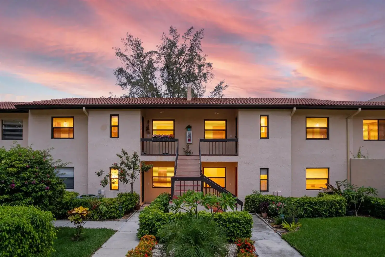 2 bedroom 2 bath Residential for sale at 9286 VISTA DEL LAGO # F, Boca Raton FL 33428