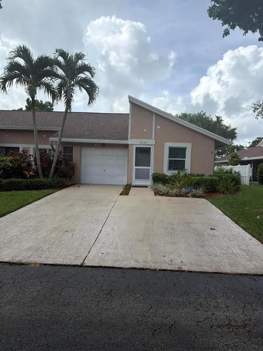 2 bedroom 2 bath Residential for sale at 8182 SPRINGTREE Road, Boca Raton FL 33496