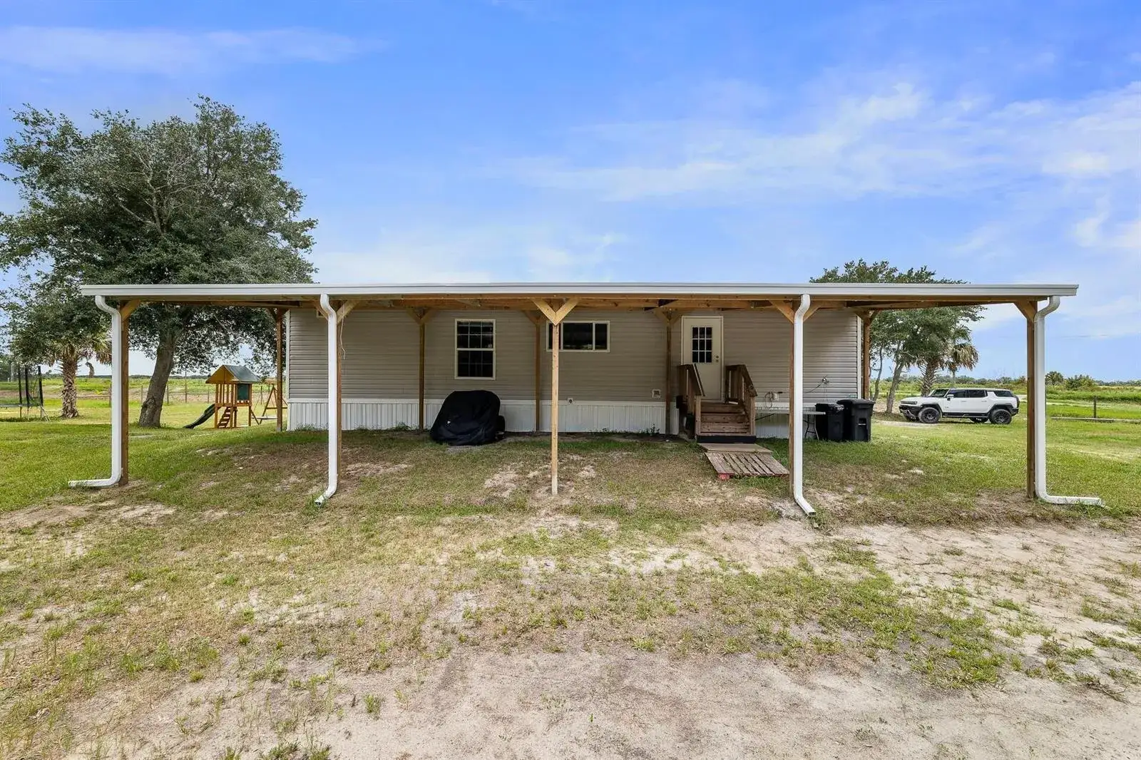 3 bedroom 2 bath Residential for sale at 22382 NW 286TH Street, Okeechobee FL 34972