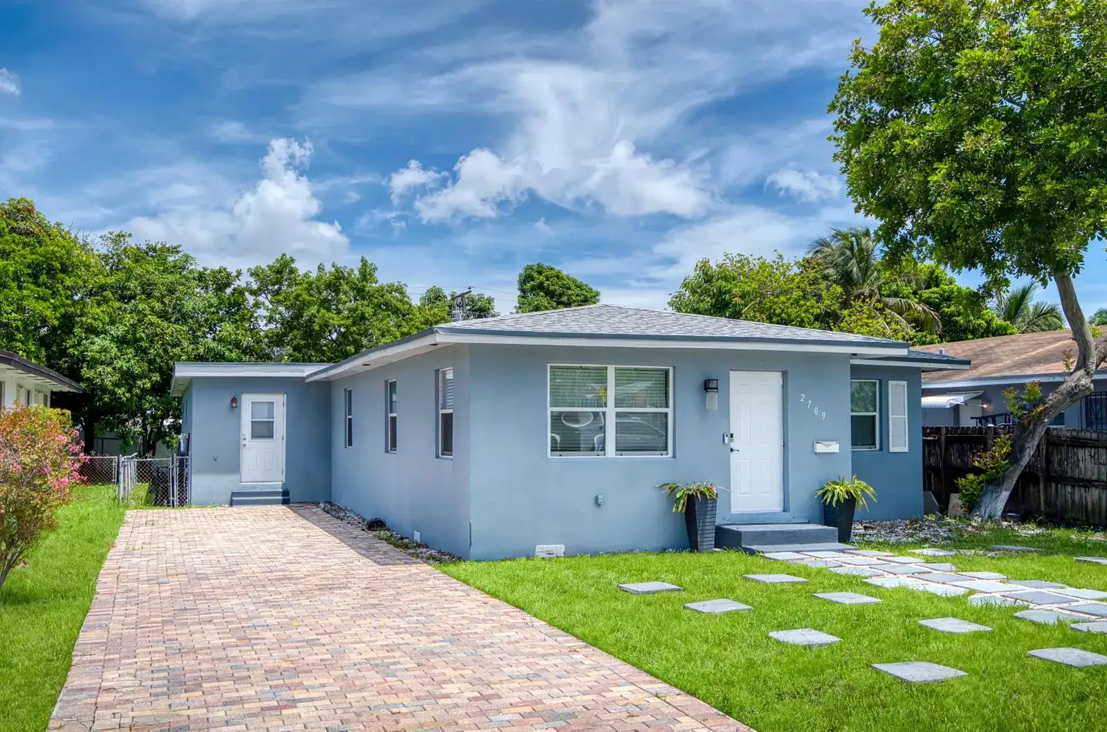 3 bedroom 2 bath Residential for sale at 2709 Dewey Street, Hollywood FL 33020