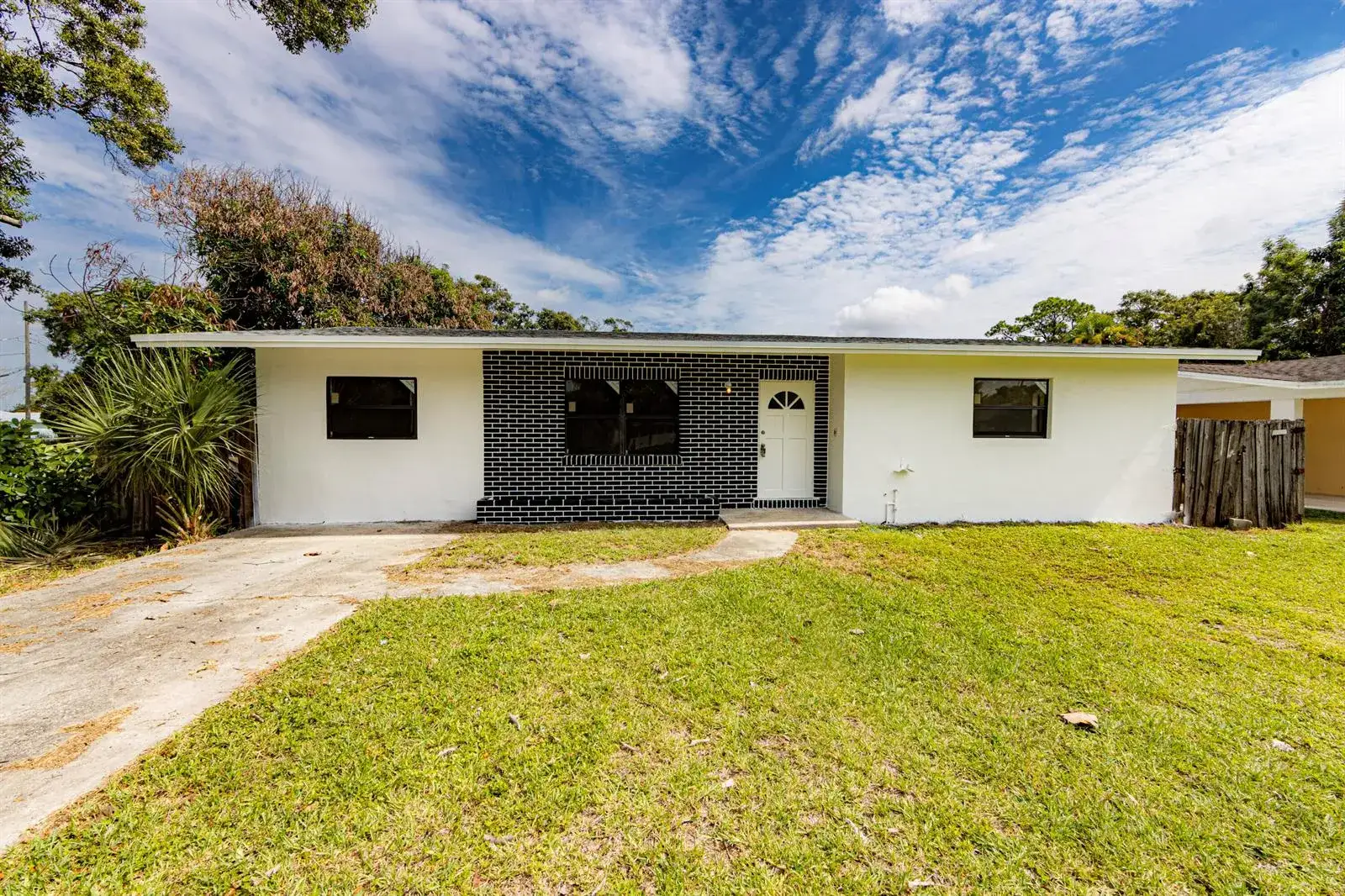 5 bedroom 2 bath Residential for sale at 2308 GEORGIA Avenue, Fort Pierce FL 34950