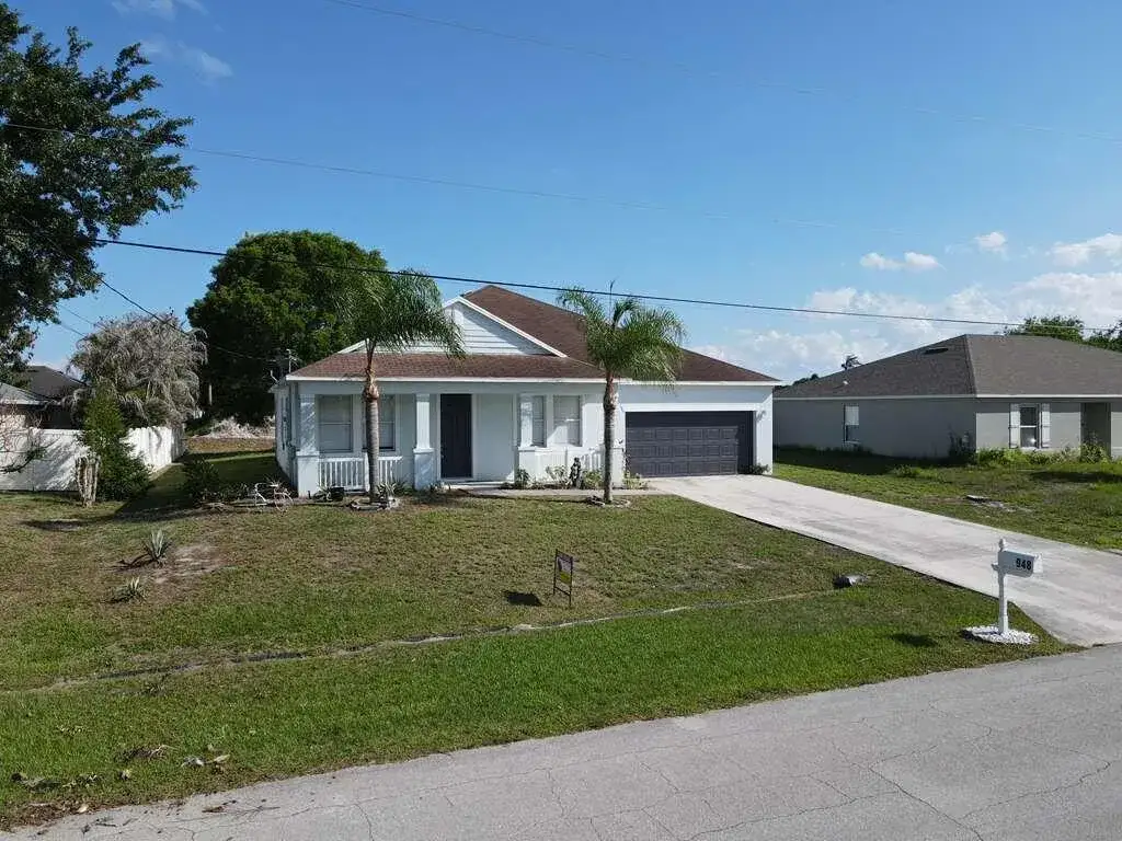 4 bedroom 2 bath Residential for sale at 948 SW Jeremko Avenue, Port St. Lucie FL 34953