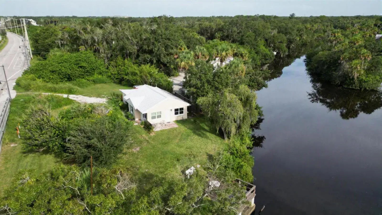 2 bedroom 2 bath Residential for sale at 1764 W MIDWAY, Fort Pierce FL 34981
