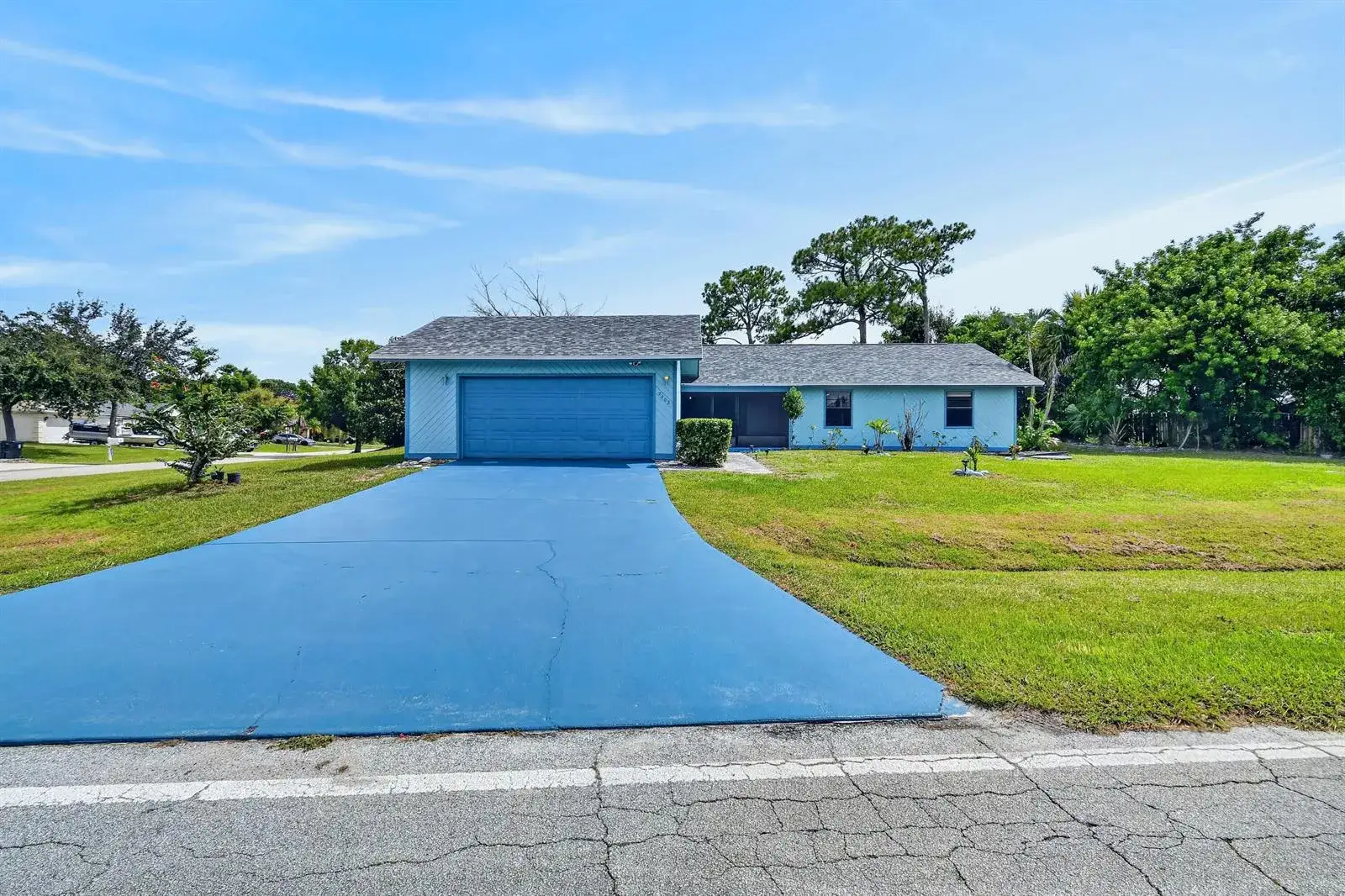 3 bedroom 2 bath Residential for sale at 2402 SW SUMMIT Street, Port St. Lucie FL 34984