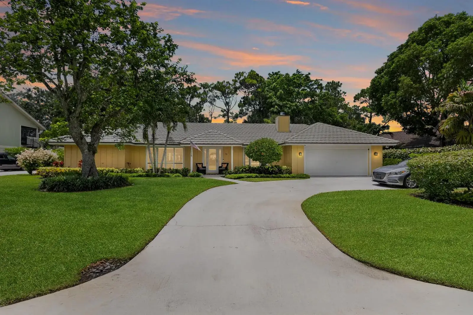 3 bedroom 2 bath Residential for sale at 26 Cambria Road W, Palm Beach Gardens FL 33418