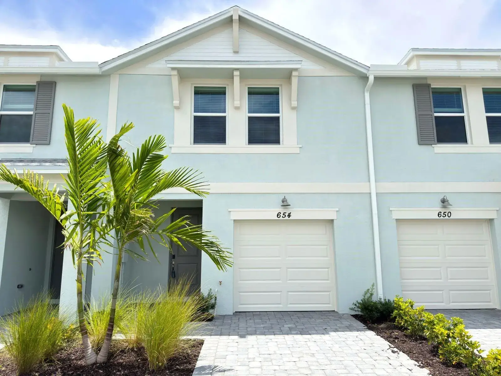 3 bedroom 2 bath Residential for sale at 654 Salisbury Circle, Fort Pierce FL 34982
