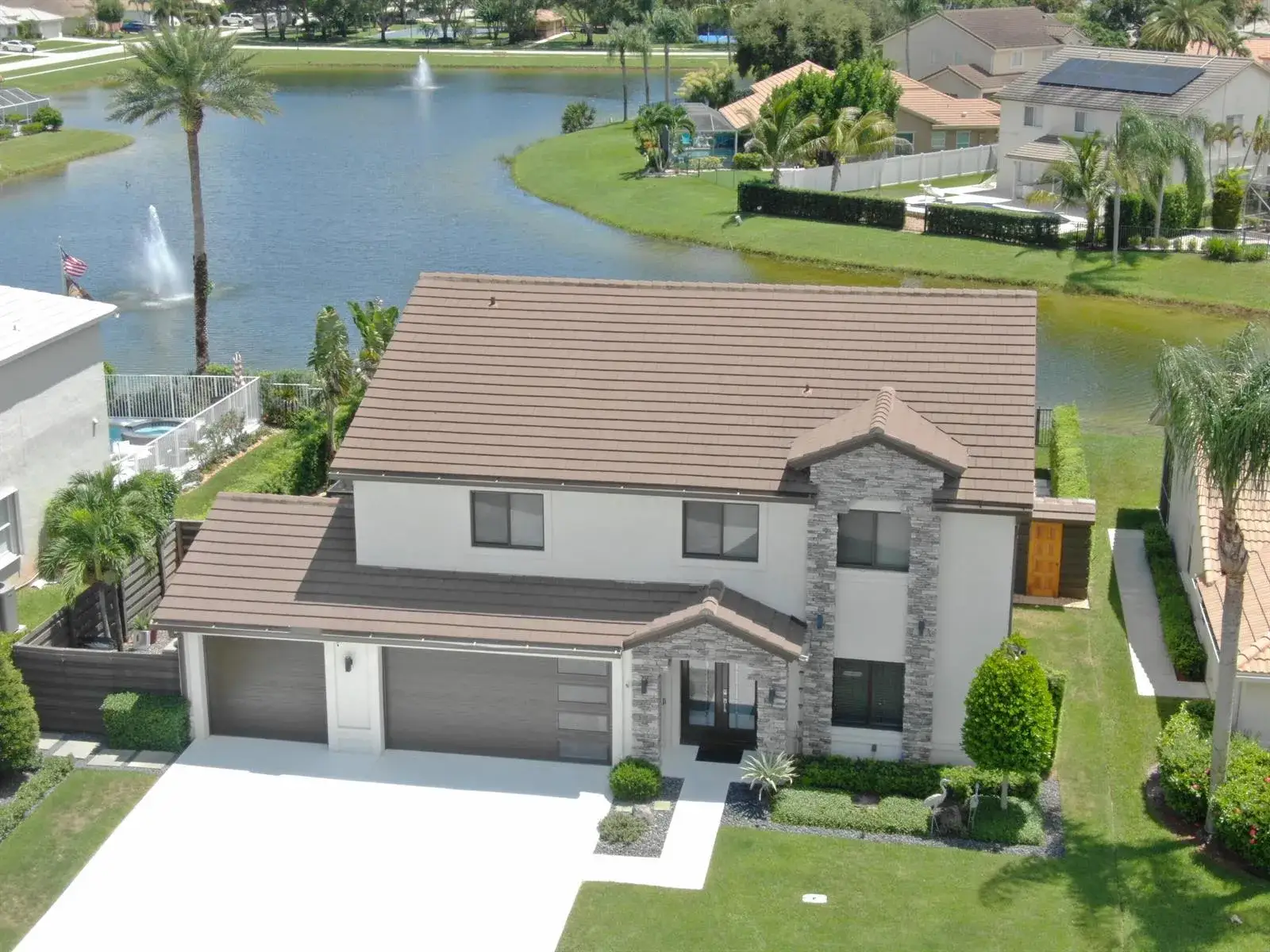 5 bedroom 3 bath Residential for sale at 3725 CYPRESS LAKE Drive, Lake Worth FL 33467