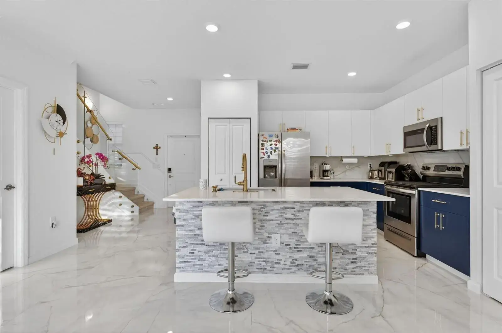 4668 NW 120th Way, Coral Springs FL 33076
