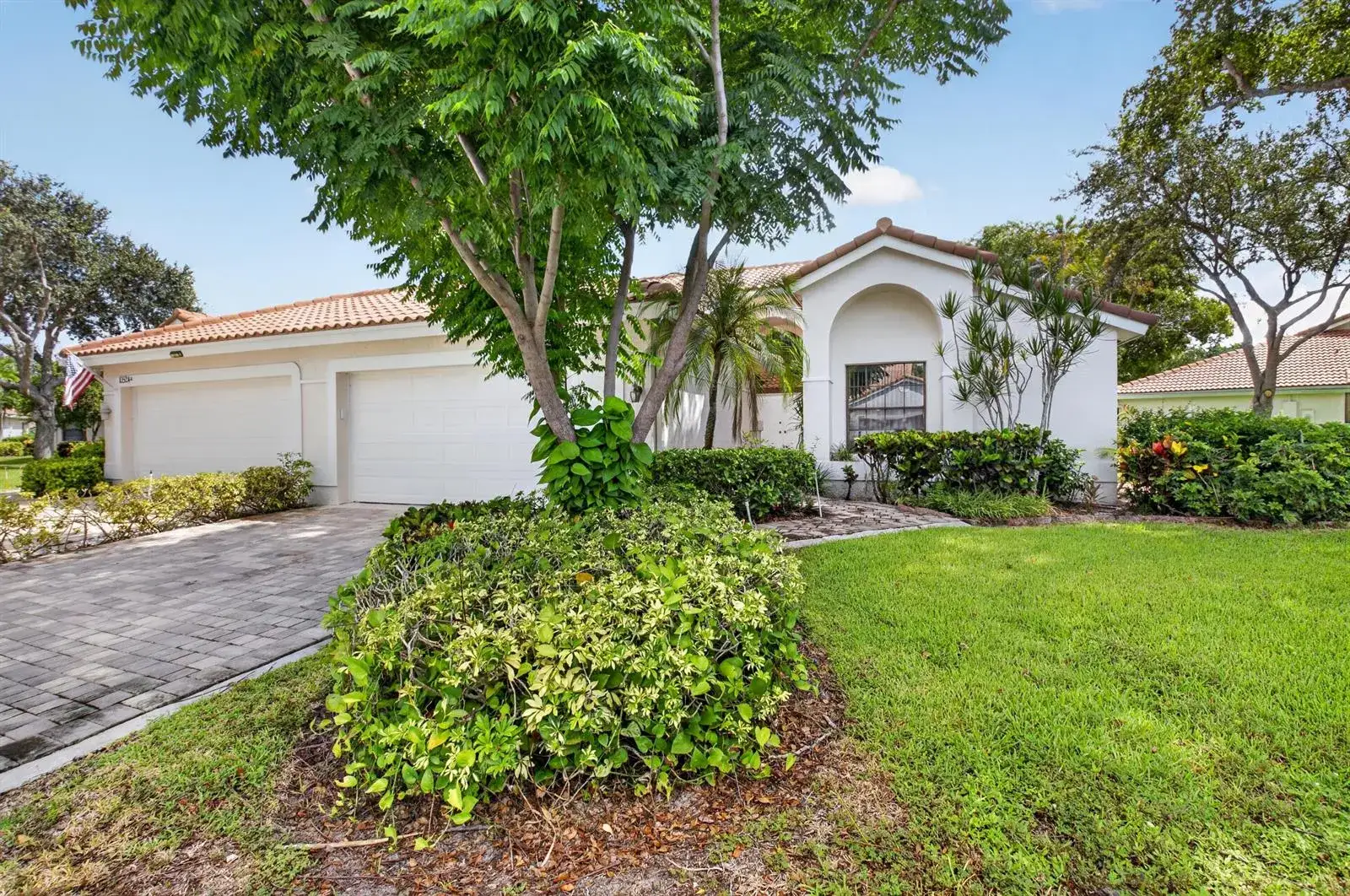 2 bedroom 2 bath Residential for sale at 10524 Lady Palm Lane # B, Boca Raton FL 33498
