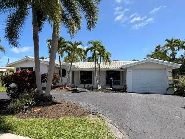 3 bedroom 2 bath Residential for sale at 2050 NE 59TH, Fort Lauderdale FL 33308