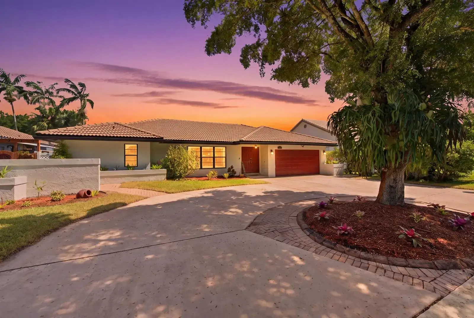 4 bedroom 2 bath Residential for sale at 6013 NW 47th Place, Coral Springs FL 33067