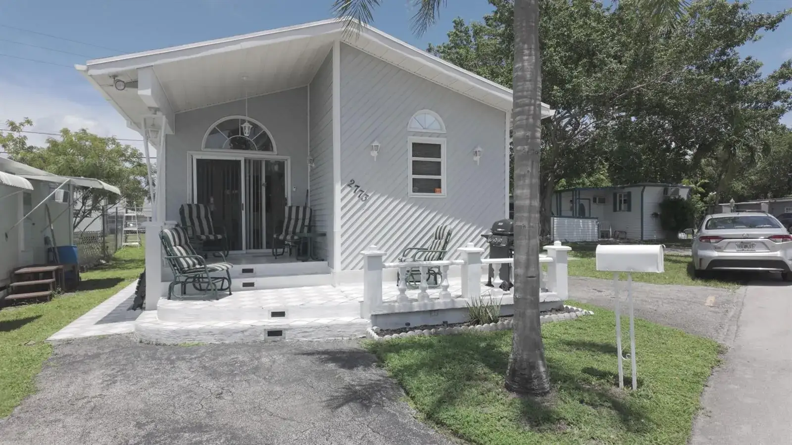 2 bedroom 2 bath Residential for sale at 2773 NW 29th Place, Oakland Park FL 33311