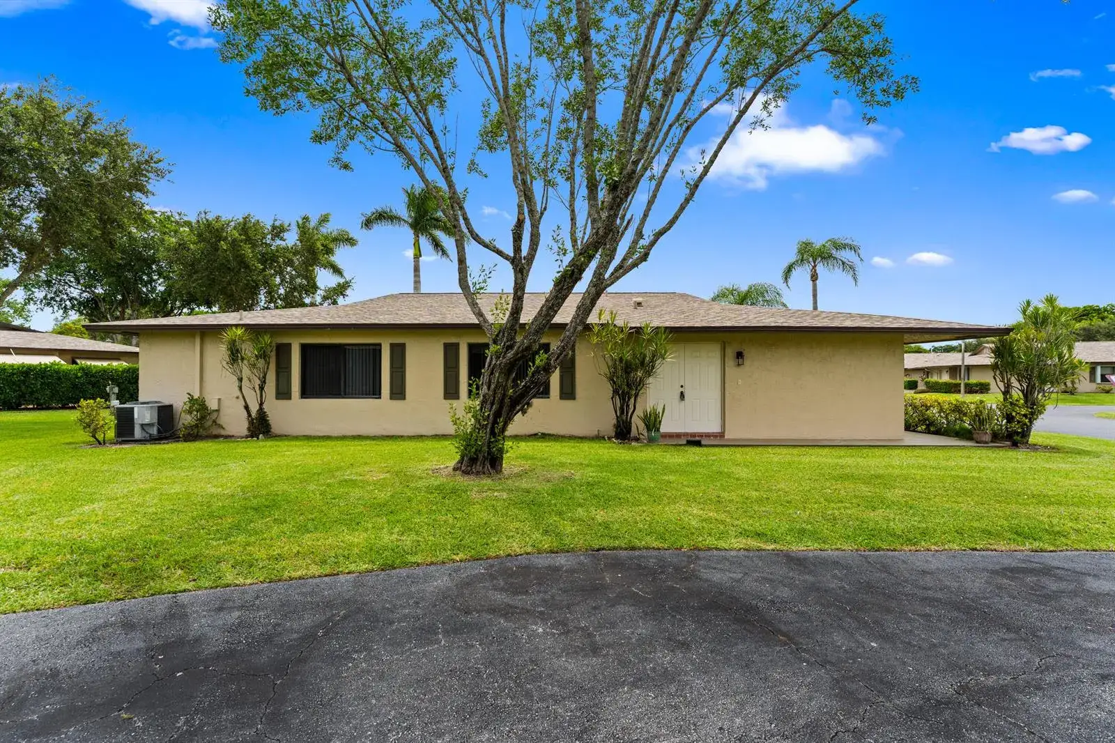 2 bedroom 2 bath Residential for sale at 1634 PALMLAND Drive, Boynton Beach FL 33436