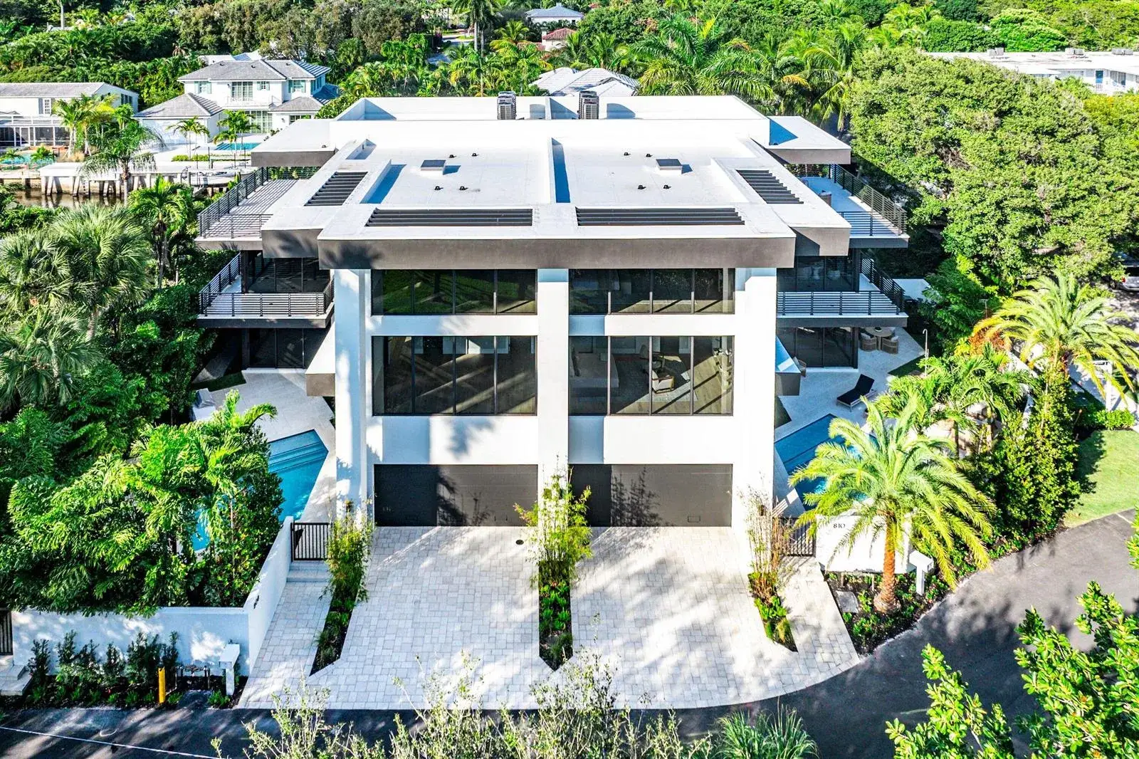 5 bedroom 4 bath Residential for sale at 810 Andrews Avenue, Delray Beach FL 33483
