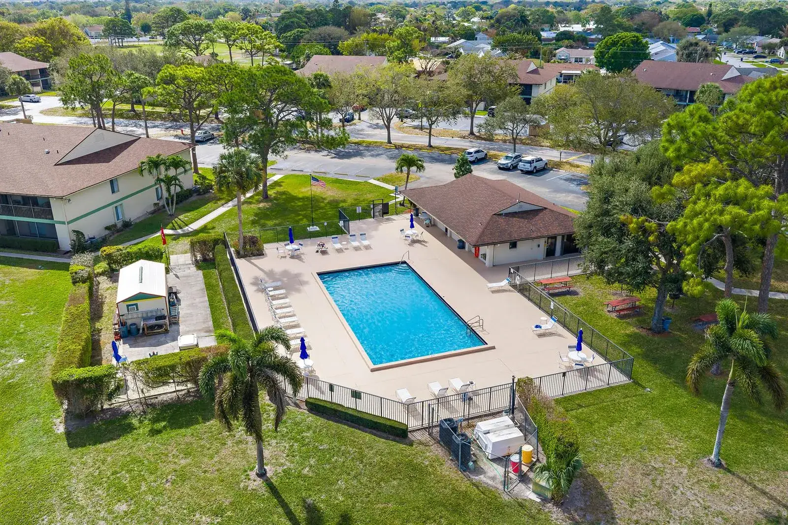2 bedroom 2 bath Residential for sale at 6495 E CHASEWOOD Drive E, Jupiter FL 33458
