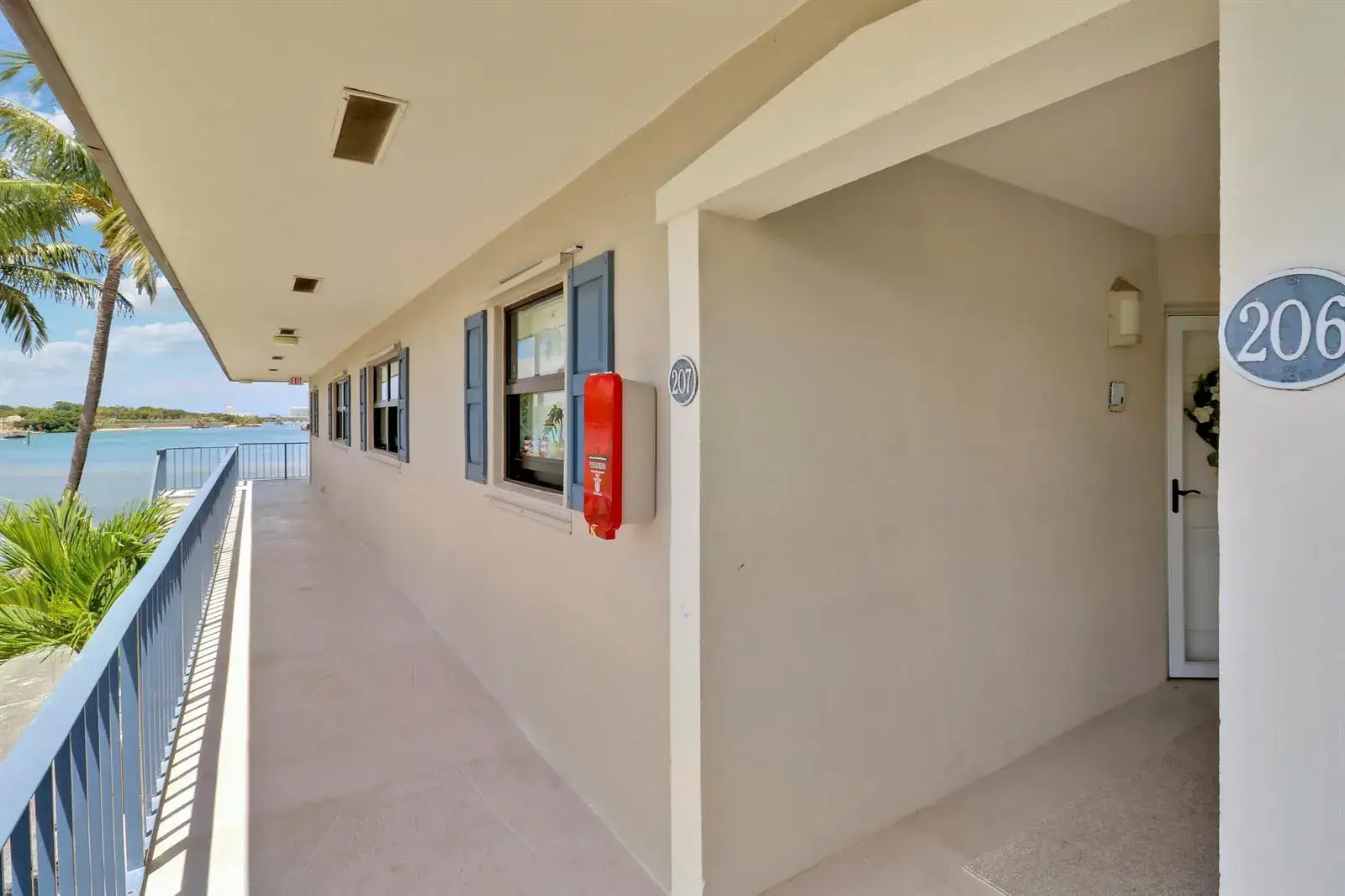 2 bedroom 2 bath Residential for sale at 755 Saturn Street # I206, Jupiter FL 33477