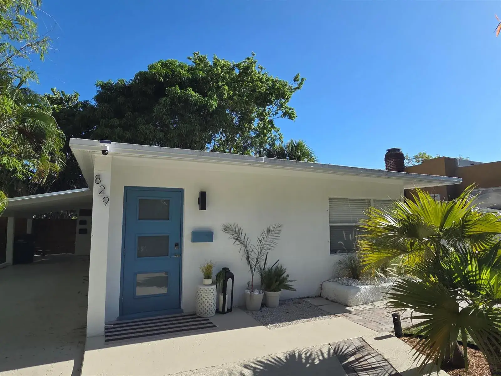 3 bedroom 1 bath Residential Lease for rent at 829 Macy Street, West Palm Beach FL 33405