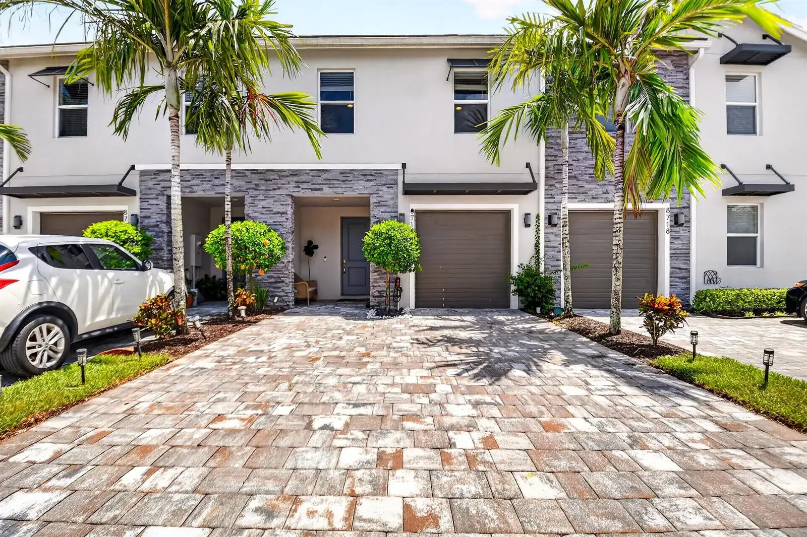 3 bedroom 2 bath Residential for sale at 8714 VIA MAR ROSSO, Lake Worth FL 33467