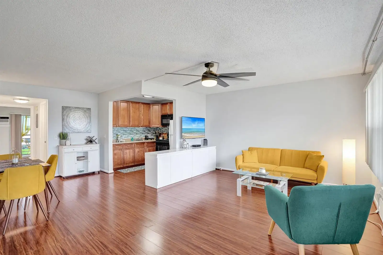 1 bedroom 1 bath Residential for sale at 566 FANSHAW N, Boca Raton FL 33434