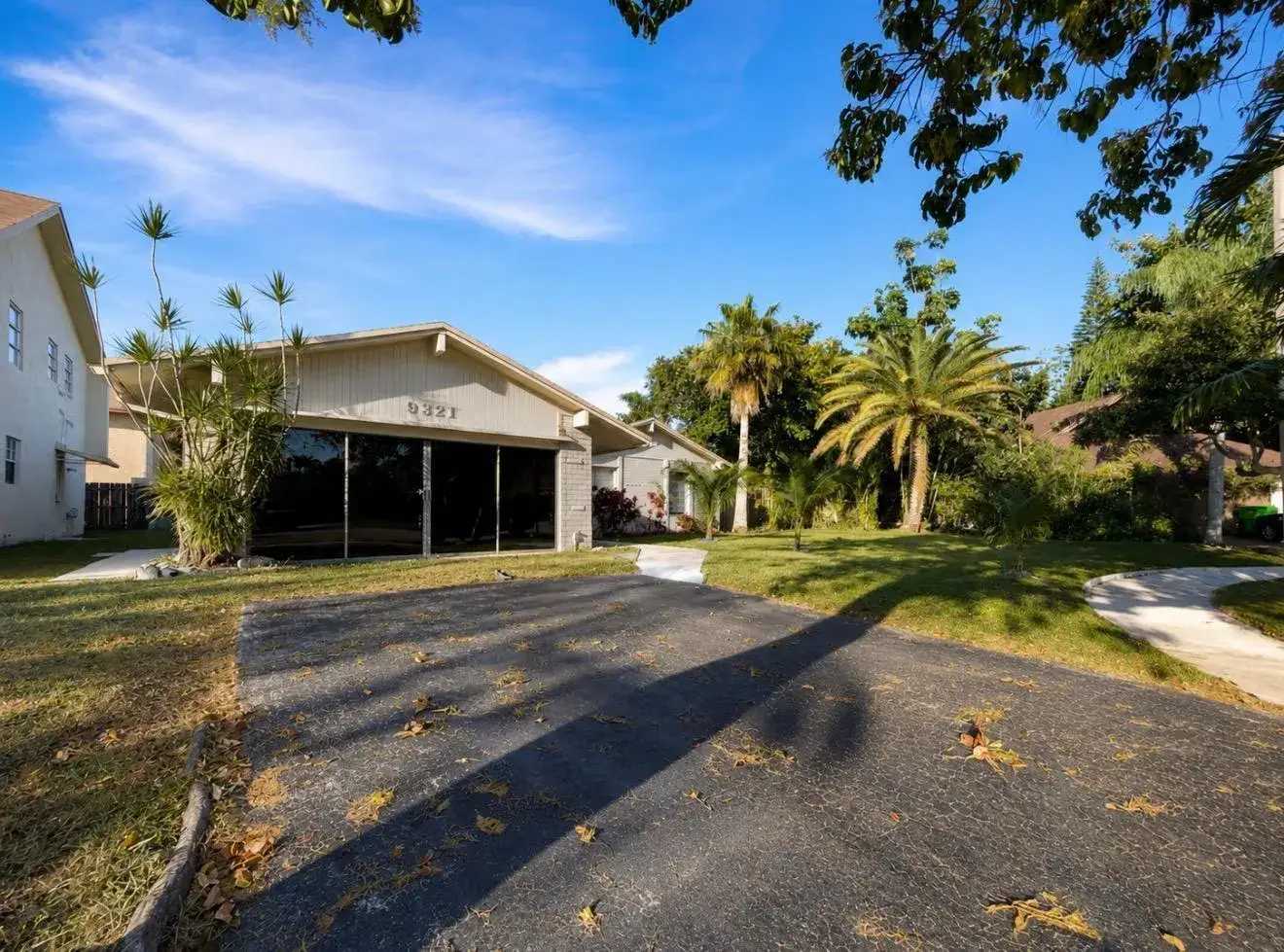 3 bedroom 2 bath Residential for sale at 9321 NW 35TH Manor, Sunrise FL 33351