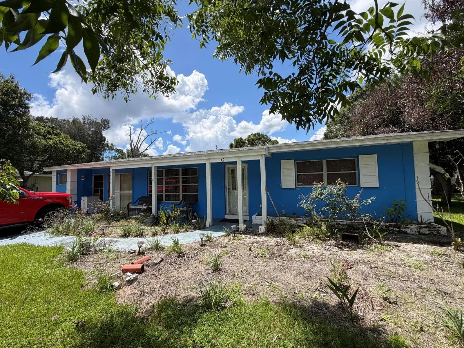 2 bedroom 2 bath Residential for sale at 7901 HOLOPAW Avenue, Fort Pierce FL 34951