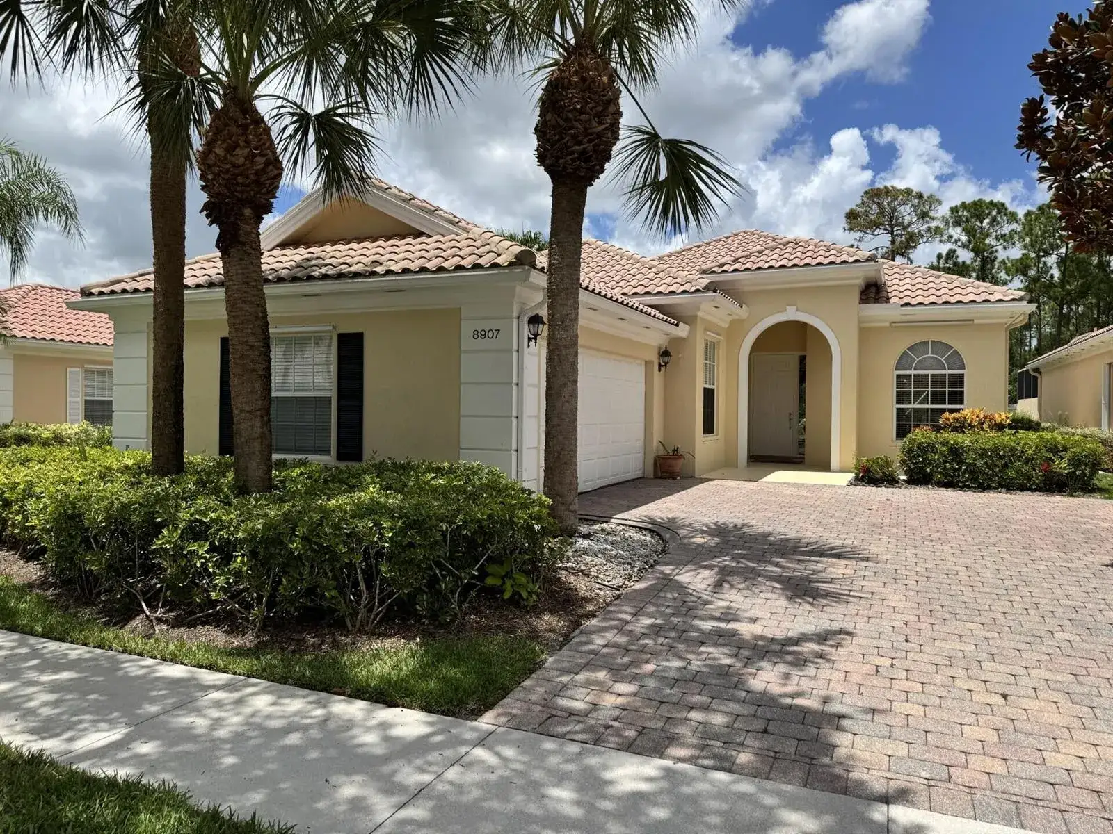 3 bedroom 2 bath Residential for sale at 8907 Oldham Way, Palm Beach Gardens FL 33412