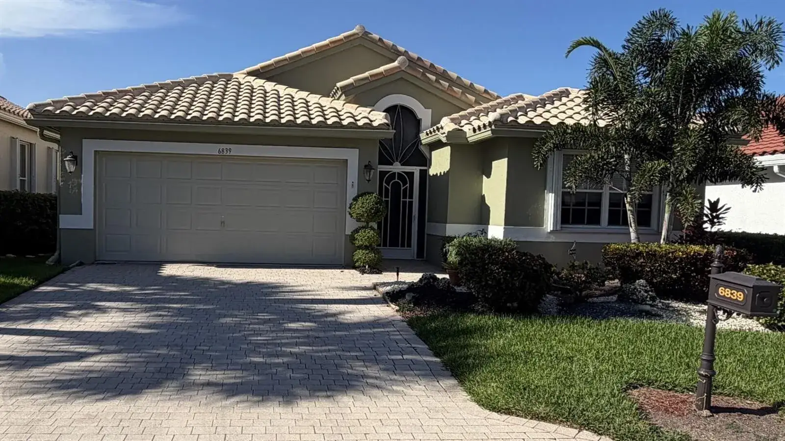 3 bedroom 2 bath Residential for sale at 6839 Lismore Avenue, Boynton Beach FL 33437
