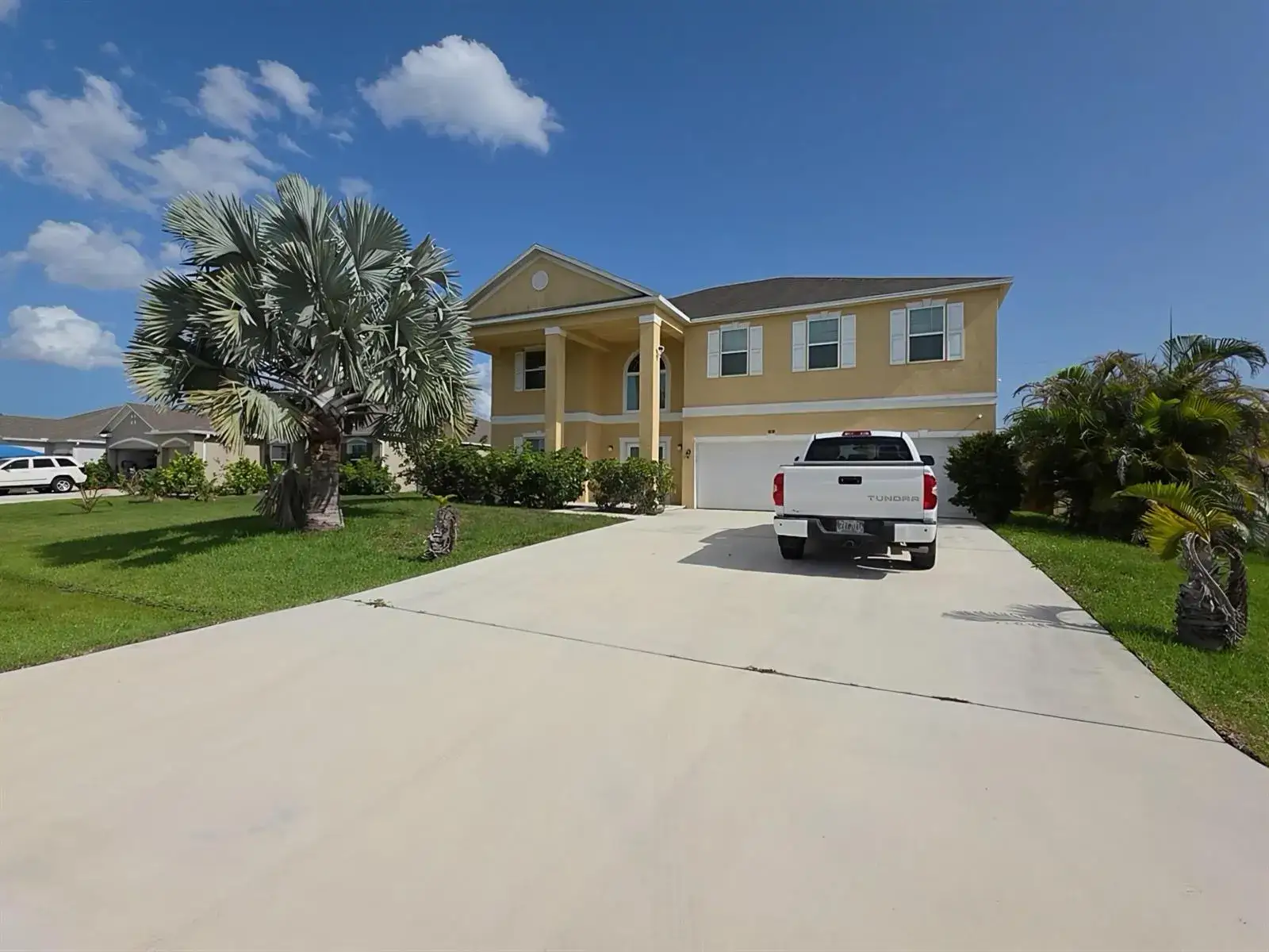 5 bedroom 4 bath Residential for sale at 1018 SW Eckard Avenue, Port St. Lucie FL 34953