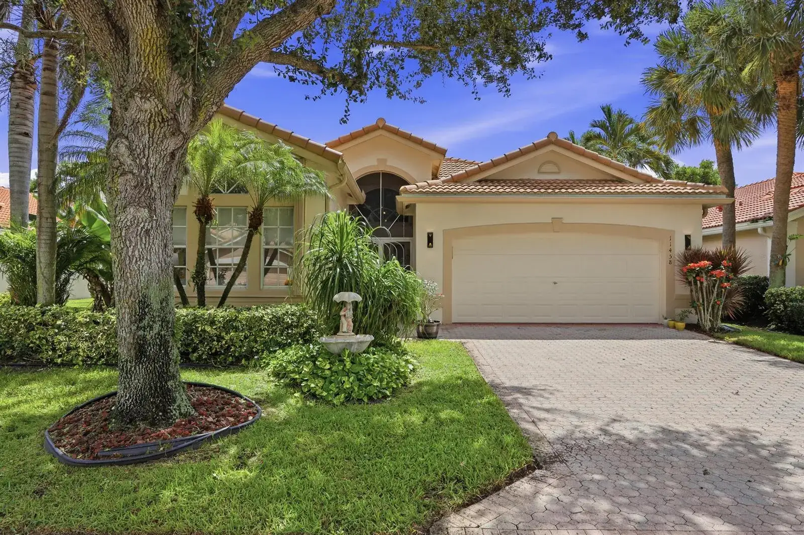 3 bedroom 2 bath Residential for sale at 11458 Mauna Kea Lane, Boynton Beach FL 33437