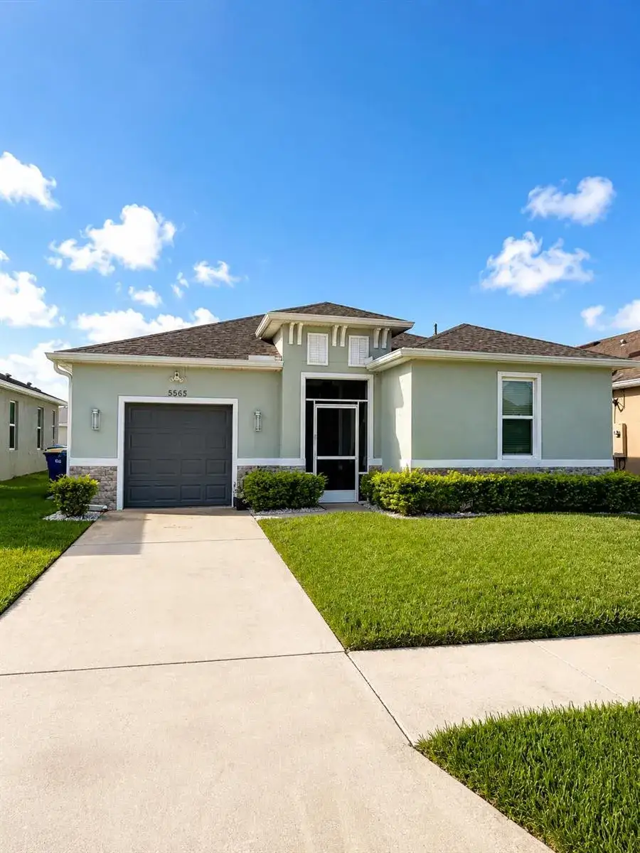 3 bedroom 2 bath Residential for sale at 5503 Entertainment Way, Fort Pierce FL 34947