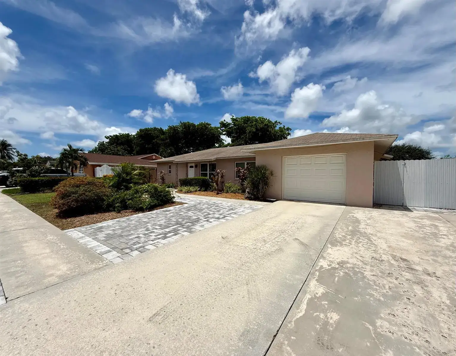 3 bedroom 2 bath Residential Lease for rent at 1403 W Libby Drive, West Palm Beach FL 33406