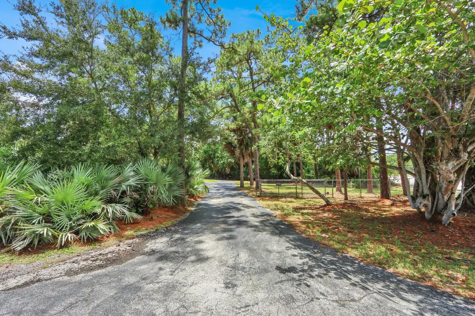6466 Via Townsend, West Palm Beach FL 33415