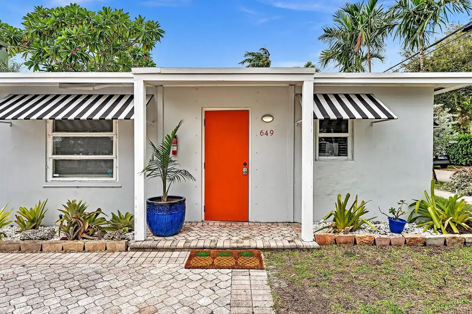 1 bath Residential Lease for rent at 649 NE 16th Terrace, Fort Lauderdale FL 33304